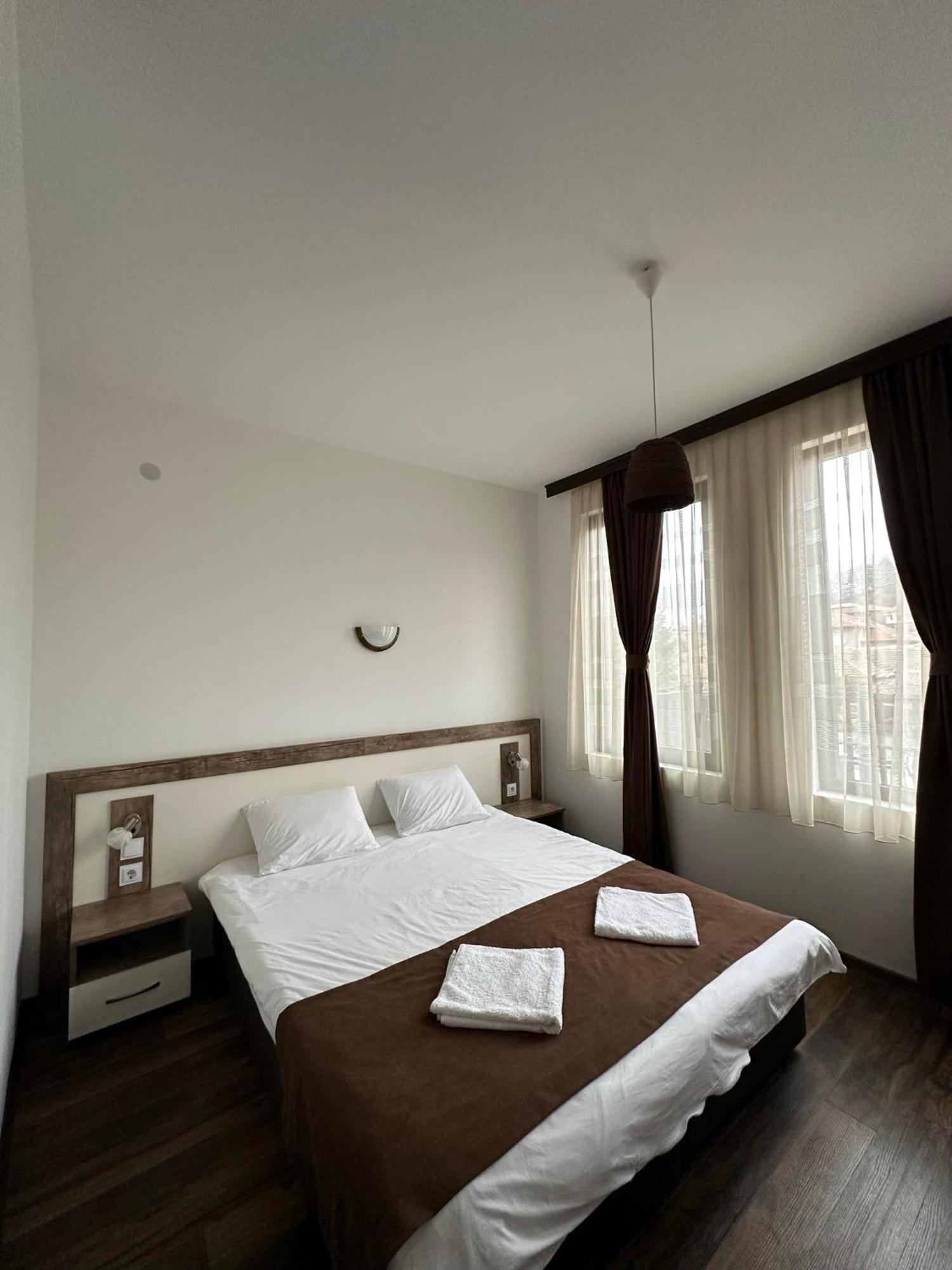 Бялата Къща Hotell Chakalarovo Exteriör bild